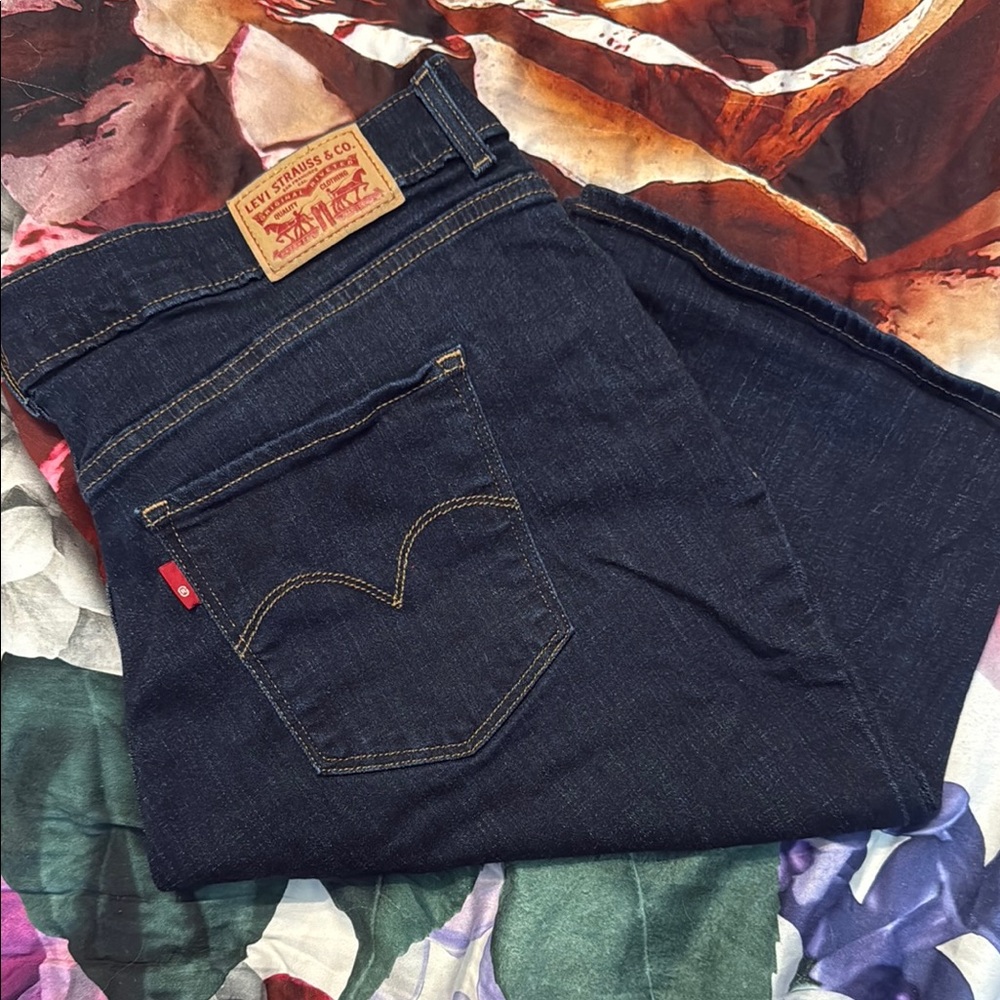 Levi's Bermuda women’s shorts